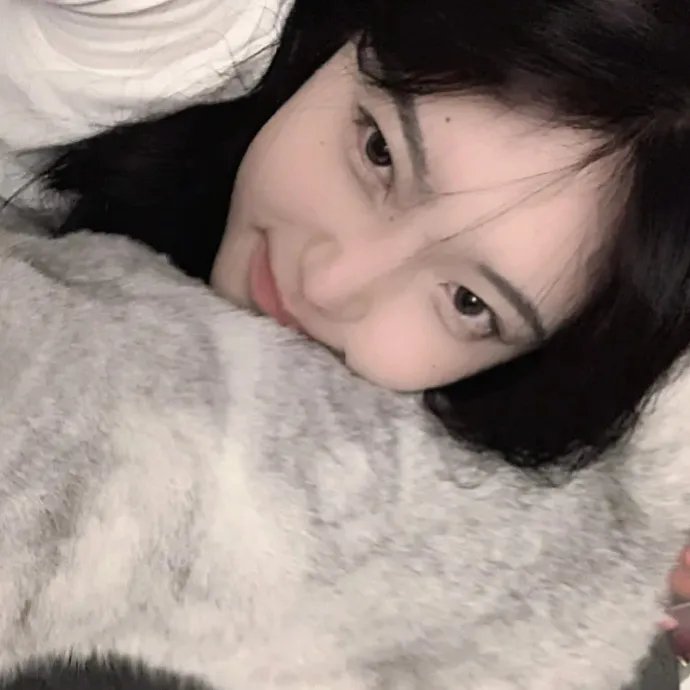 开局就失业：返乡途中卖盒饭